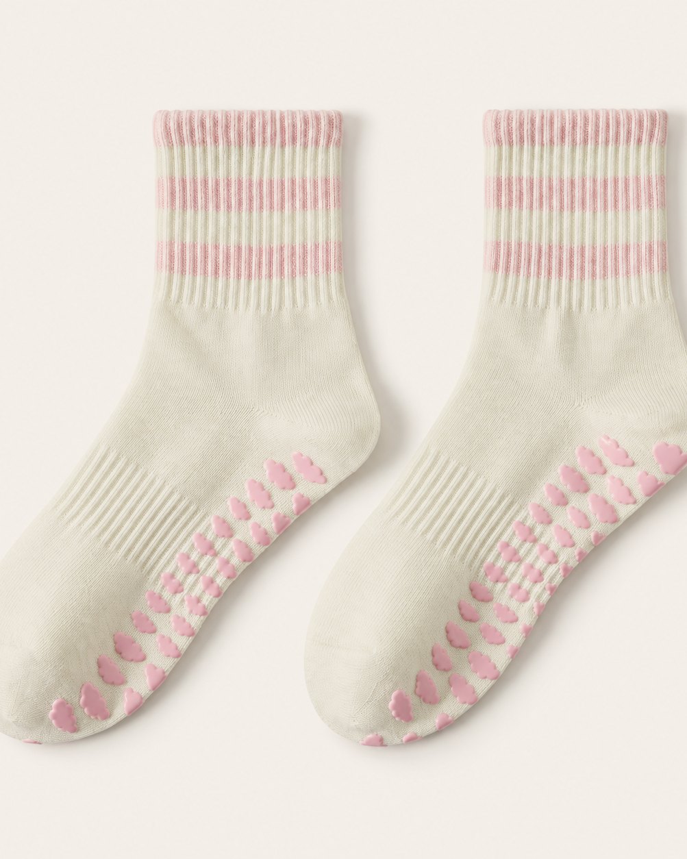 Triple Stripe Grip Socks