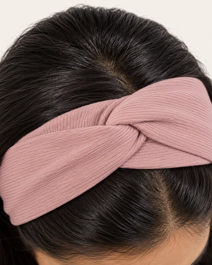 The Twist Band in Mauve
